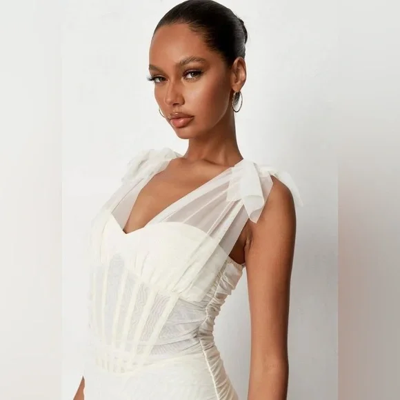 Missguided • Ivory Mesh Tie Shoulder Corset Mini Dress • Sweetheart Neckline - Picture 2 of 14
